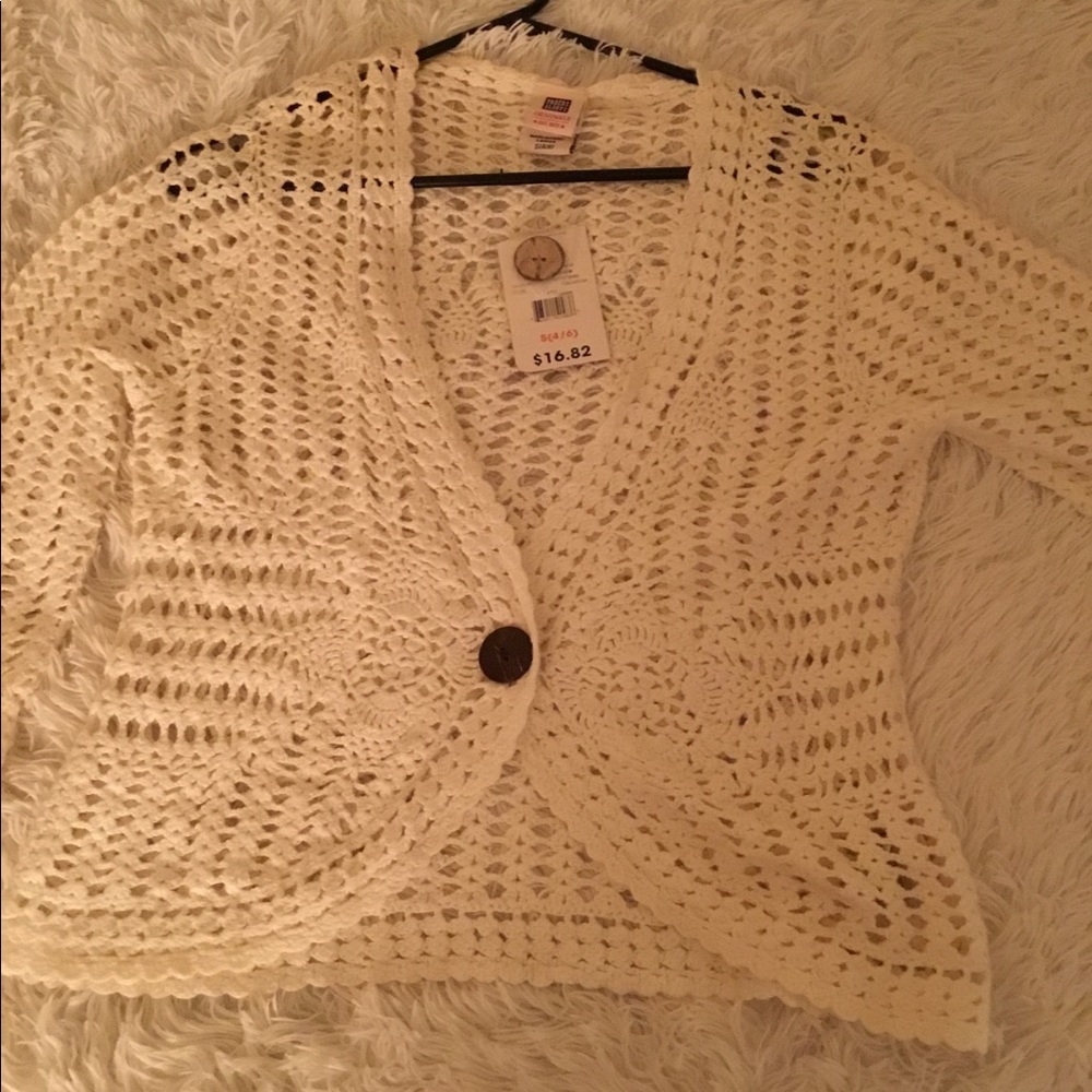 Women’s Crochet Cardigan